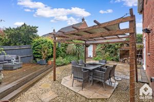 Photo 16- click for photo gallery